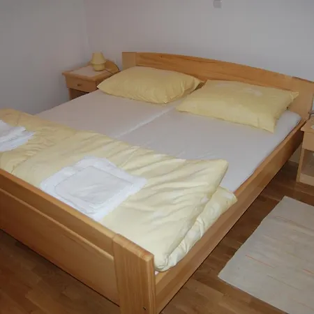 Apartments Organic Tourist Farm Jeglijenk Šentjanž pri Dravogradu Szoba fotó