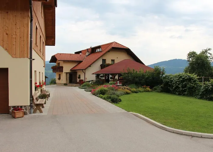 Apartments Organic Tourist Farm Jeglijenk